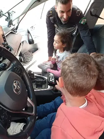 Actividad de educación vial guardería teletubbies